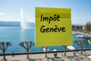 Post-it jaune avec impot geneve collé sur une vitre, vue sur le lac Léman et le Jet d’Eau à Genève.